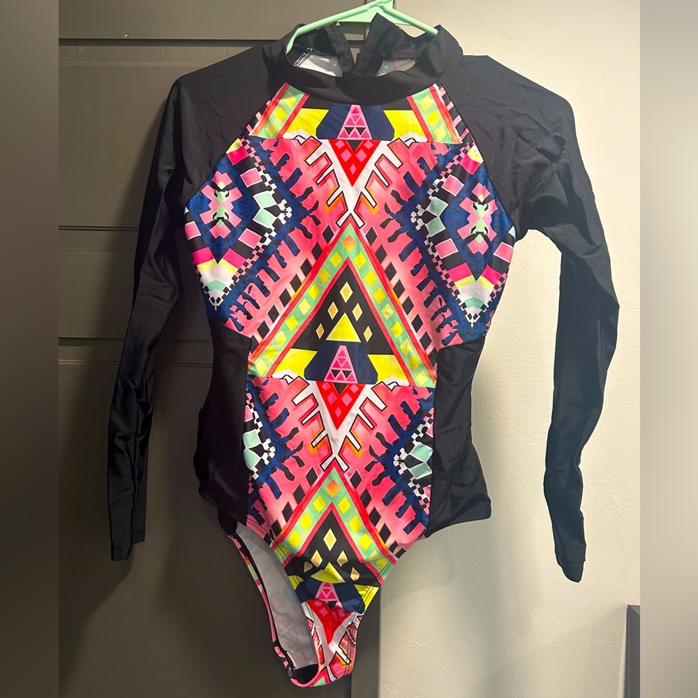 NWOT Long Sleeve One Piece Swimsuit - Size S